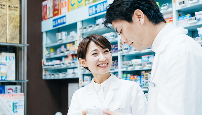 職場の先輩との距離感が分からない。薬が覚えられない...新卒薬剤師のための【お悩みQ-A】