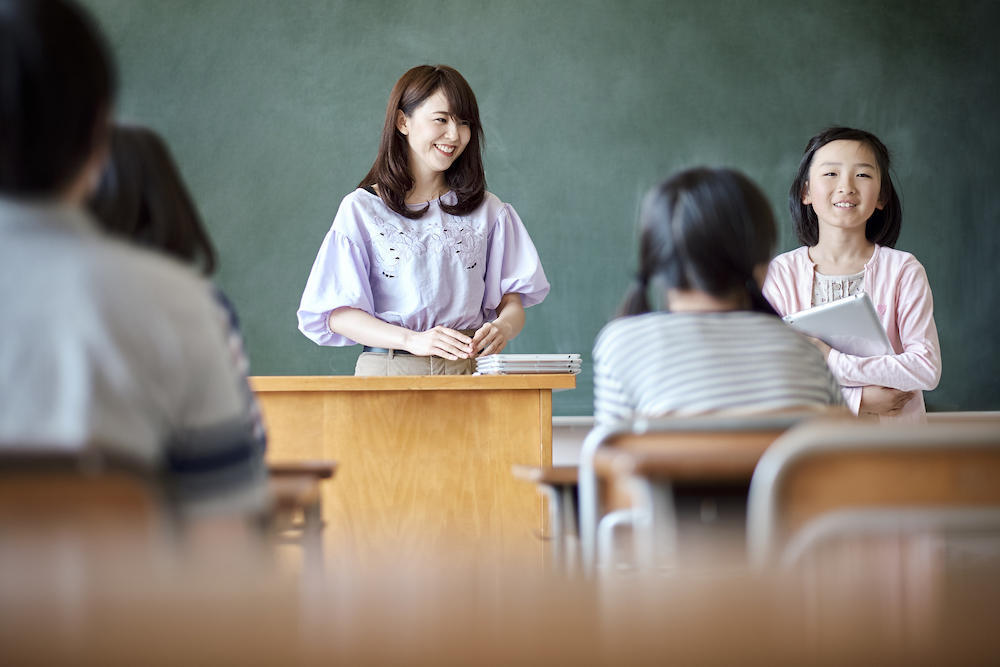 「学校薬剤師」ってどんな仕事？役割や仕事内容、必須スキルなどまとめ【薬剤師のお仕事ガイド】