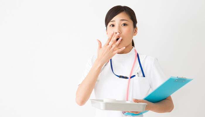 驚く薬剤師のイメージ