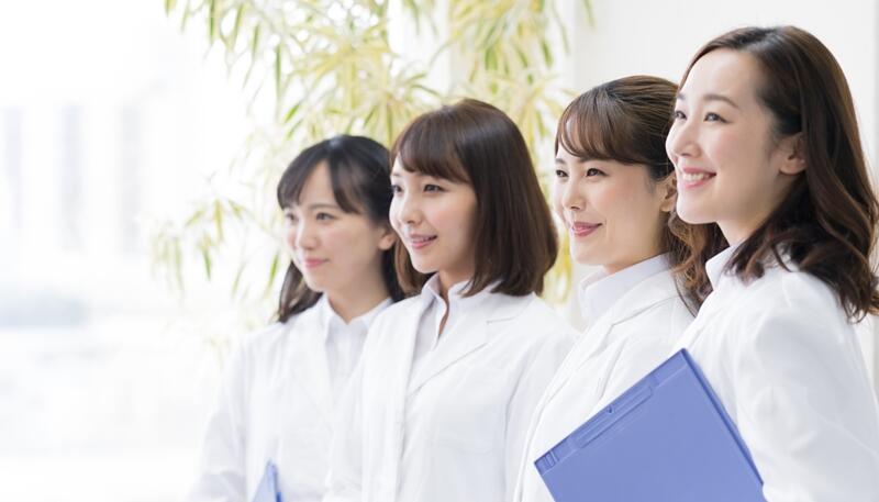 薬剤師が正社員で働くメリットとは？転職を機にキャリアについて考える