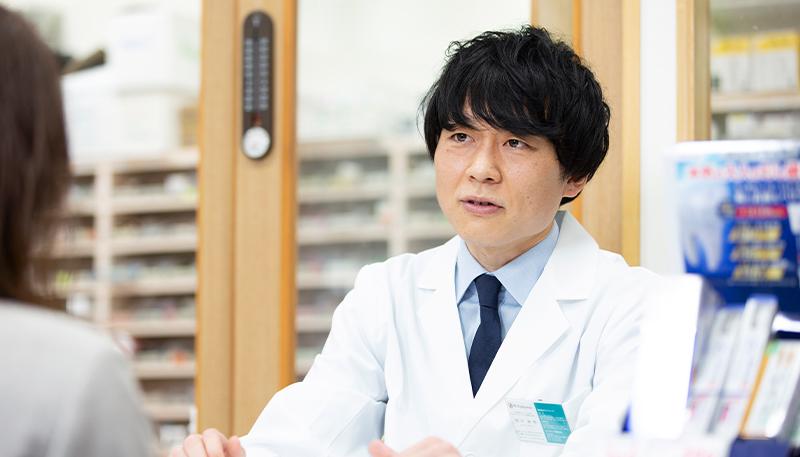 医療用医薬品とOTC医薬品。薬剤師に求められる役割の違いと、両方扱えることで感じた強み