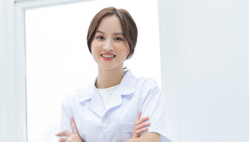 増え続ける薬局数。"生き残る薬剤師"になるために必要なこと