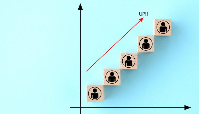 「薬剤師数」の推移や動向