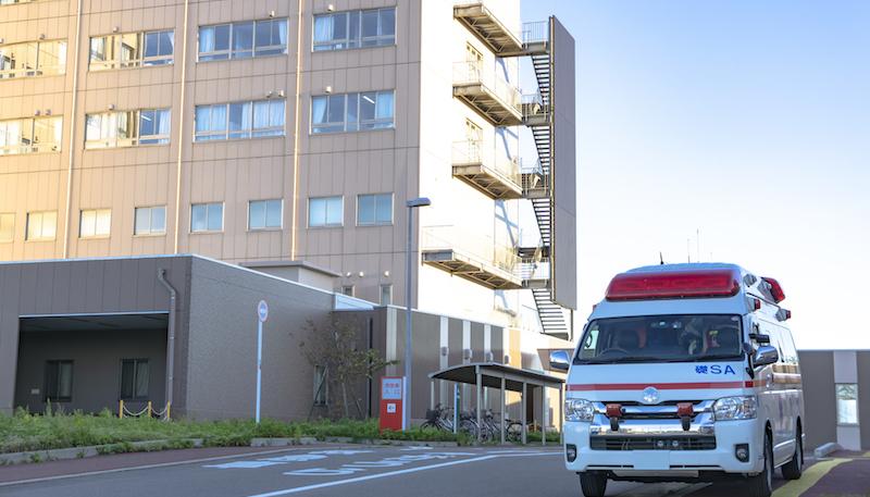 病院薬剤師の年収は？業態・地域別のデータも比較