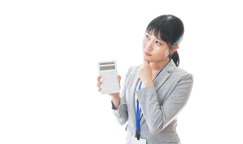 新卒薬剤師の初任給は他の業種に比べて高い？