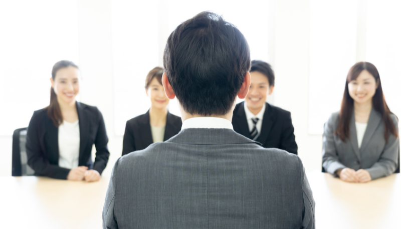 転職回数が多い薬剤師の面接の様子