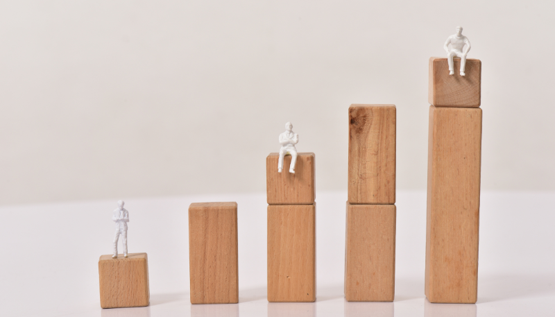 段階を表す積み木