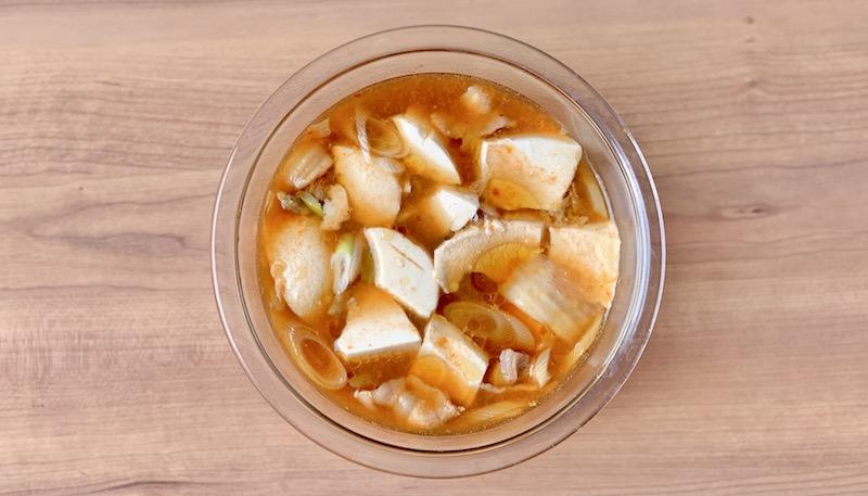 あさり缶と豚バラのレンジスンドゥブ