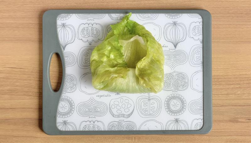 サーモンとレタスの生春巻き風