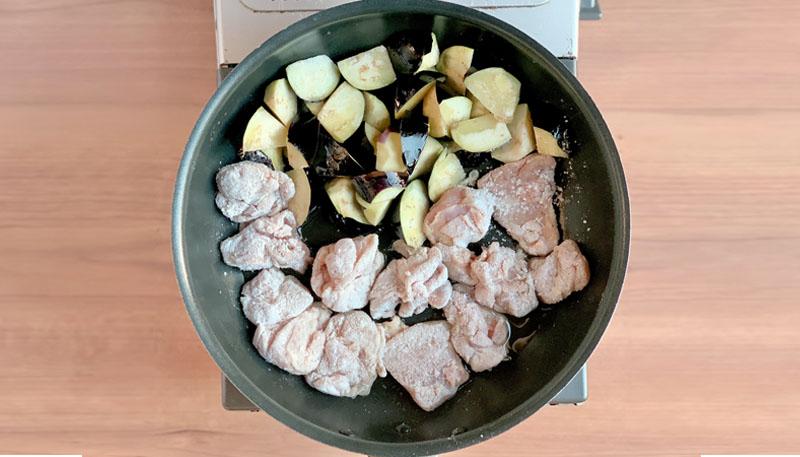 鶏肉となすのヤンニョムチキン