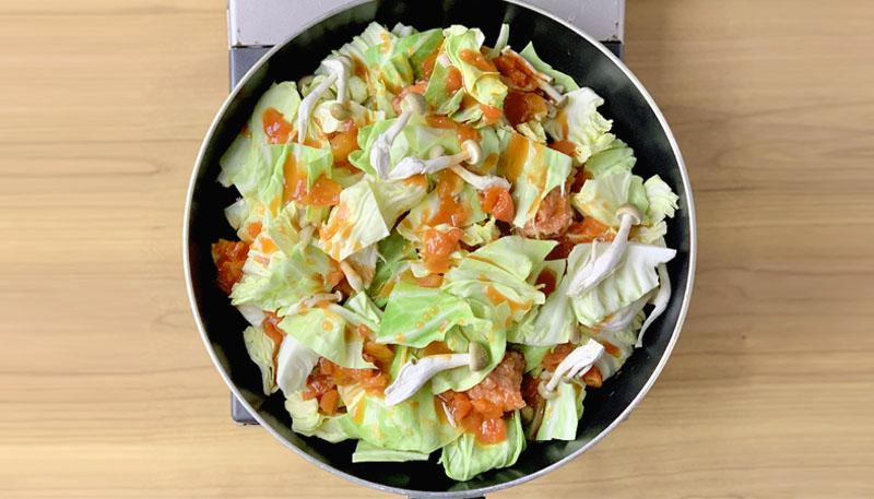 春キャベツと合挽肉の重ね煮