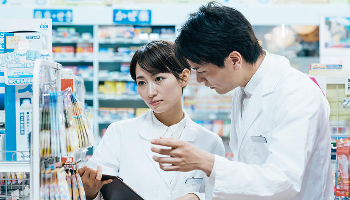 指導薬剤師に指導される薬剤師のイメージ