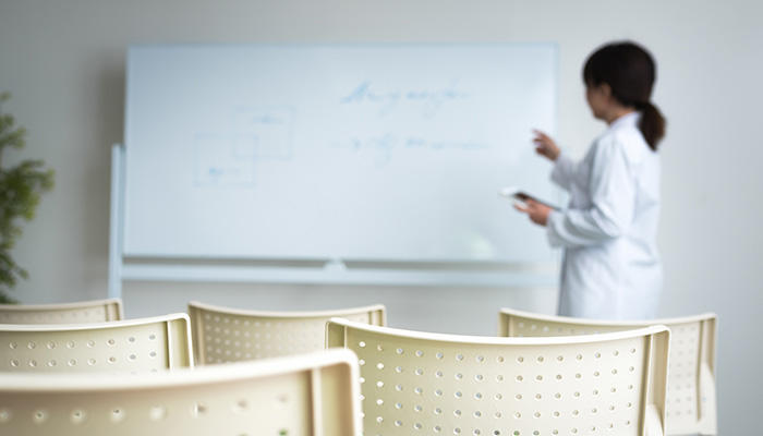 学習を続ける指導薬剤師