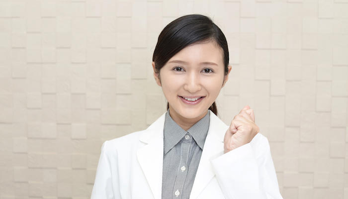 励ます薬剤師のイメージ