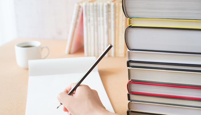 執筆中のイメージ