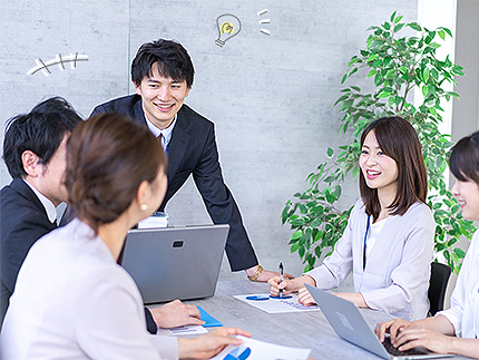 メーカー・企業の薬剤師求人特集