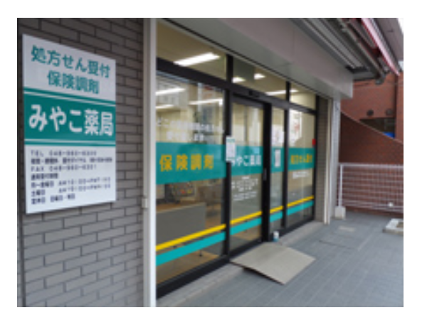 【越谷市】≪駅チカ♪≫ 有休消化率高め　転勤なし！埼玉県メインに店舗展開