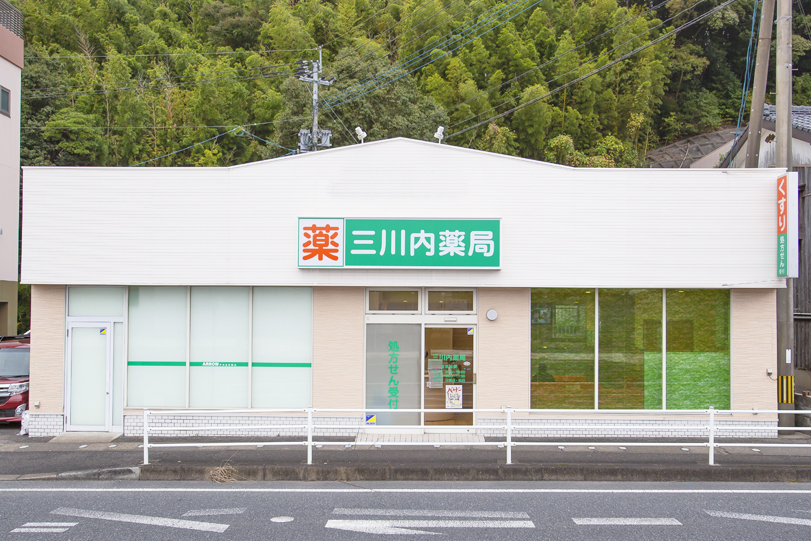 【佐世保市】≪完全週休2日制≫最寄駅から徒歩1分でアクセス良好！急な休みも対応可能