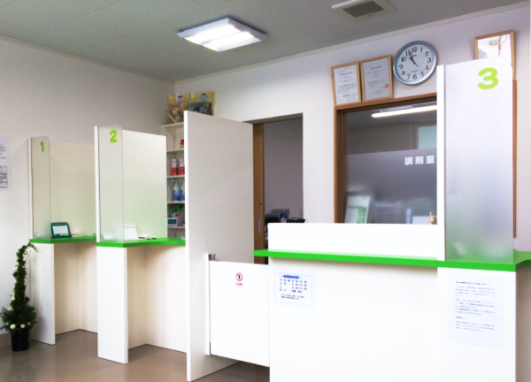 【札幌市北区】JR駅徒歩1分　クリニックモール1階にある地域密着の薬局　年間休日120日以上　札幌市外への異動はありません　　