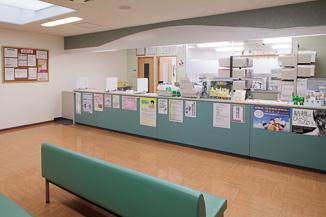 ●【函館市】≪年収MAX800万円≫朝ゆっくり9：30始業　残業少なめ（5時間/月程度）皮膚科メインの薬局です